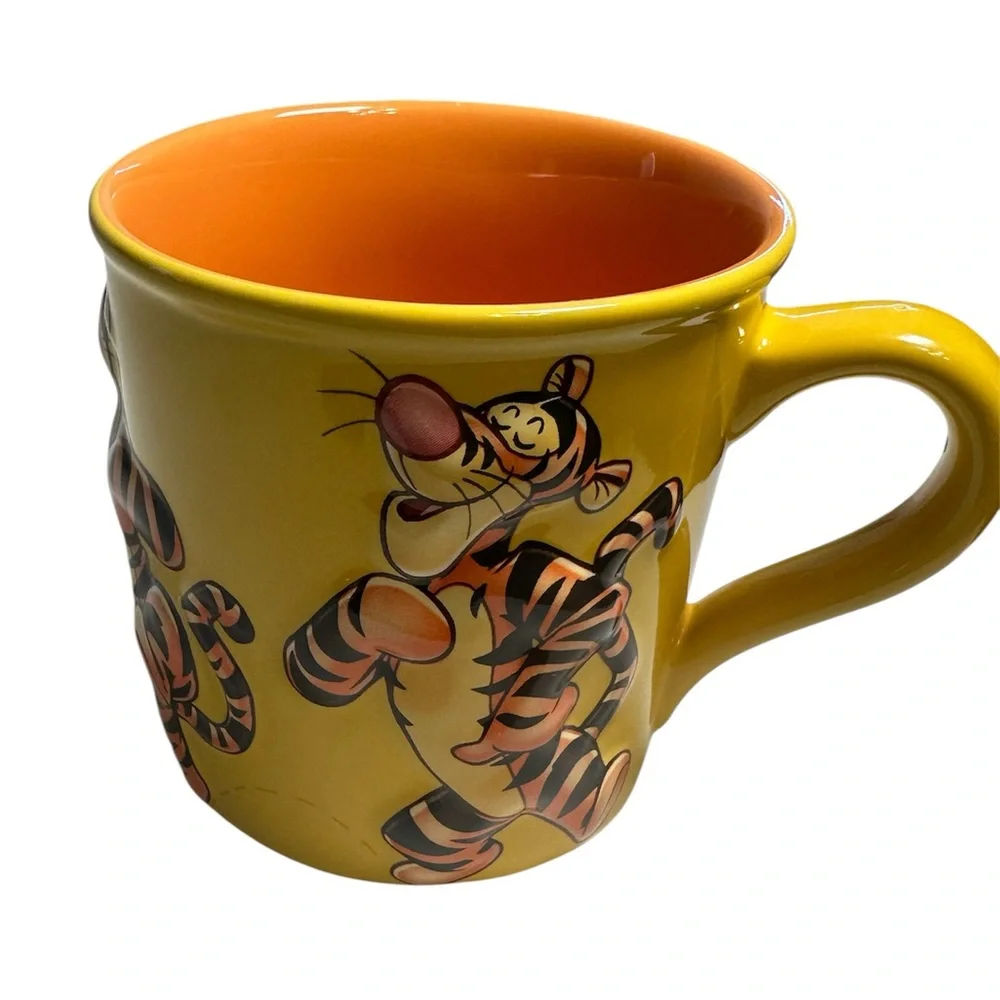 Disney Store Tigger Mug Winnie The Pooh Yellow Orange Cup - Picture 1 of 11